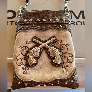 Crossbody handbag